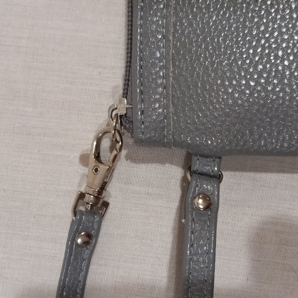 Wristlet - Picture 9 of 10